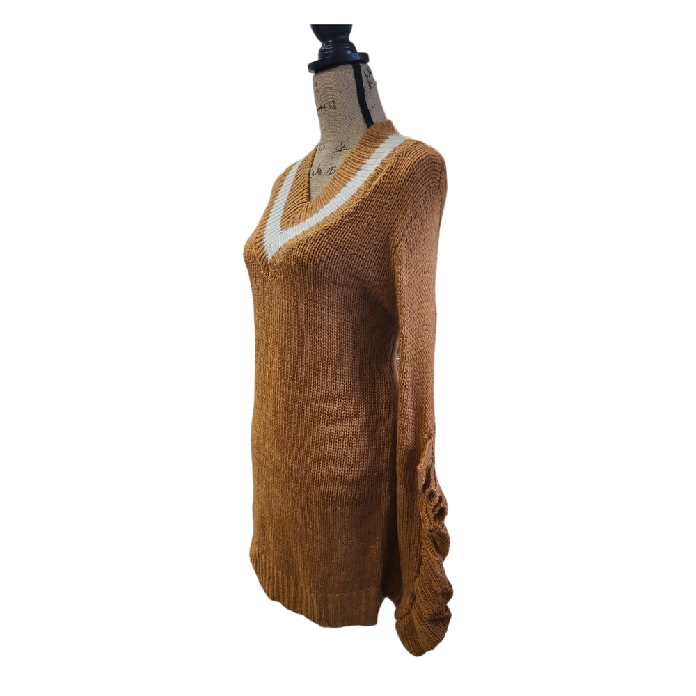 Chloah Sweater Dress with Oversized Flared Sleeves - Picture 2 of 8
